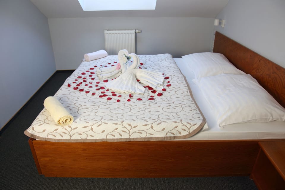 Superior Room | Individually decorated, individually furnished, desk, laptop workspace