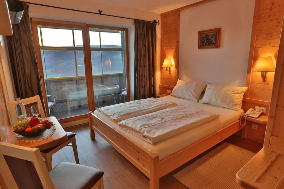 Double Room | Free WiFi