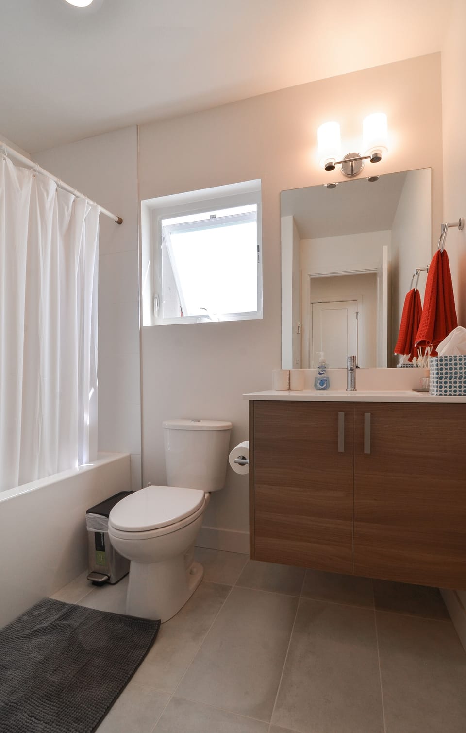 2nd Bathroom