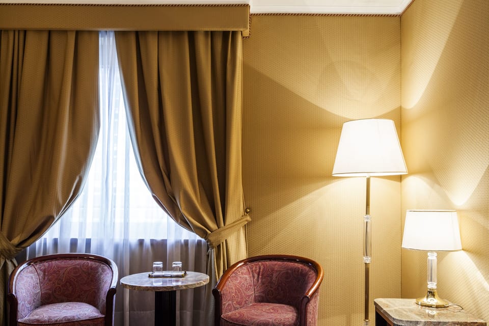 Deluxe Room, 2 Twin Beds | 1 bedroom, premium bedding, down comforters, minibar