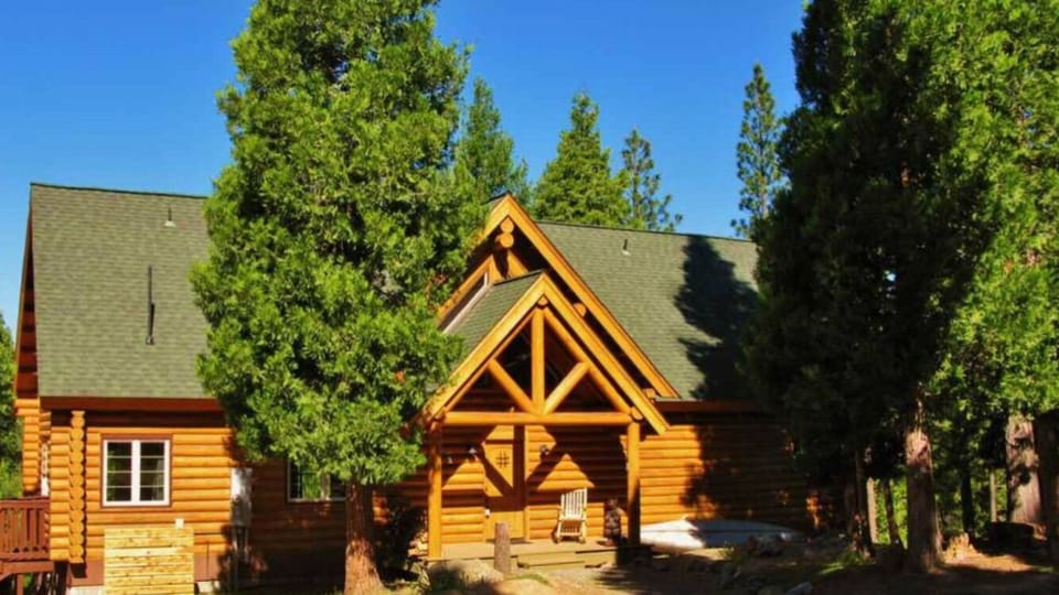 Front entrance 