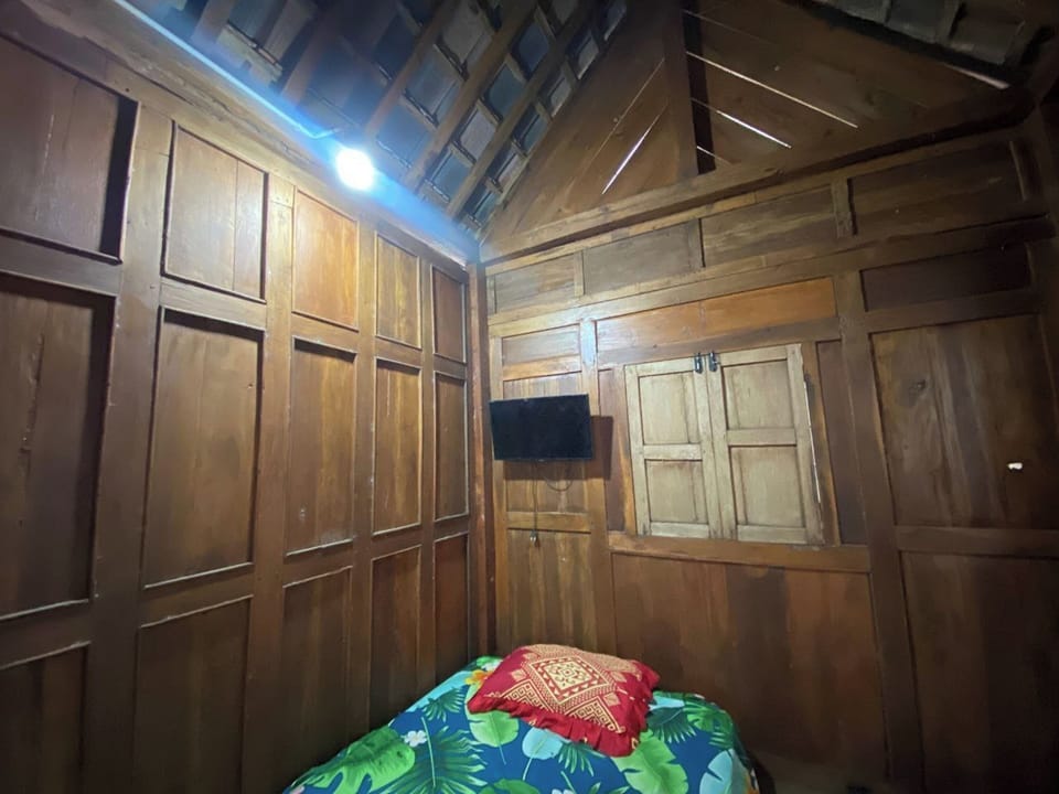 Standard Room (Fan)