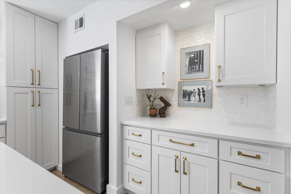 Fully Renovated Kitchen
