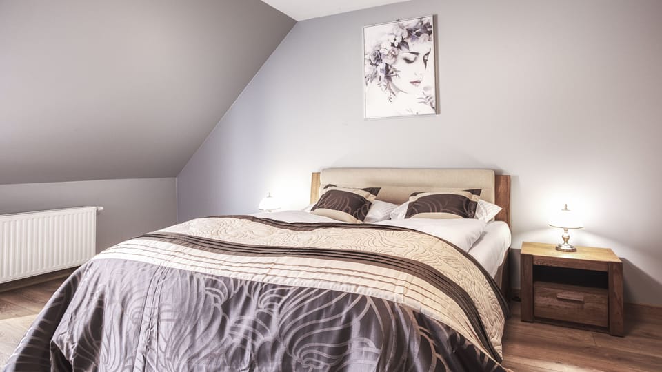 Apartment (47A) | 4 bedrooms, laptop workspace, iron/ironing board, free WiFi