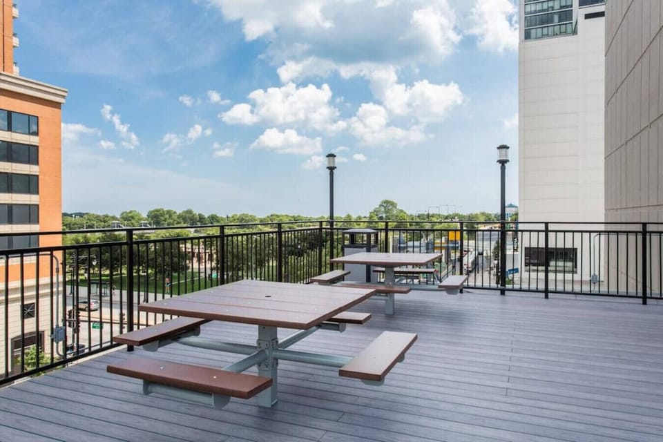 Shared outdoor patio on the 3rd floor