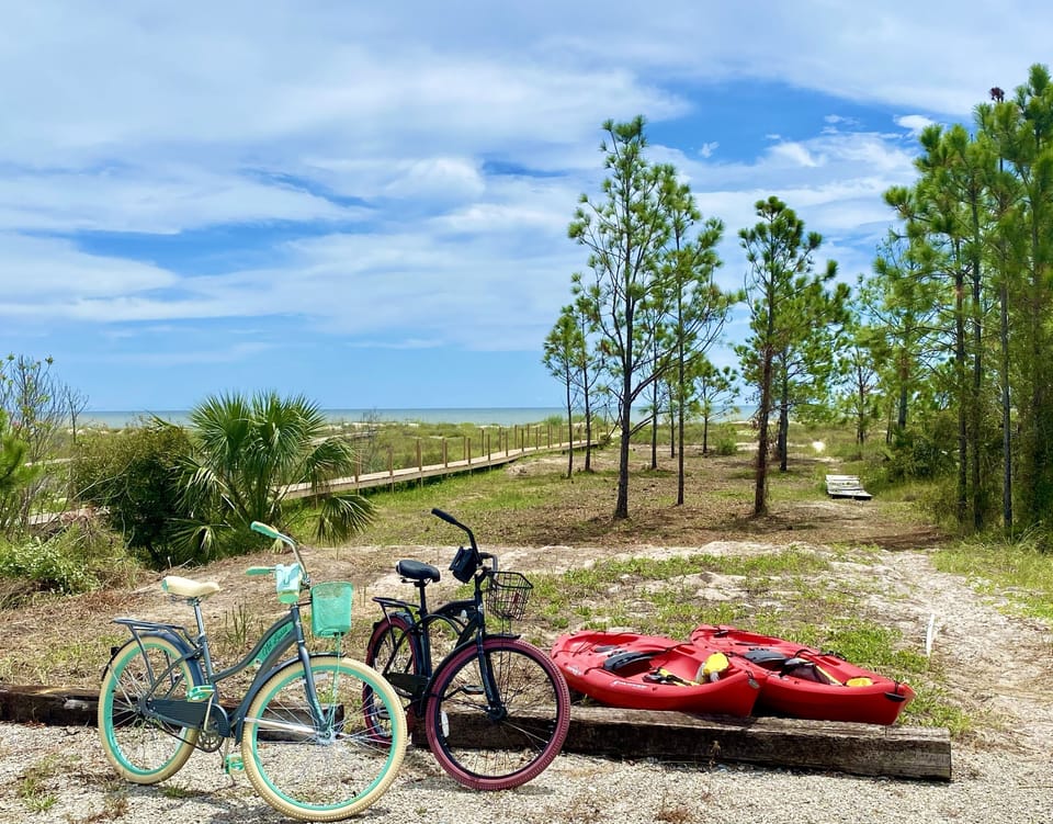 Incommunicado Gulf Front Private RV Lot Campground/ 
RV Resort in Florida