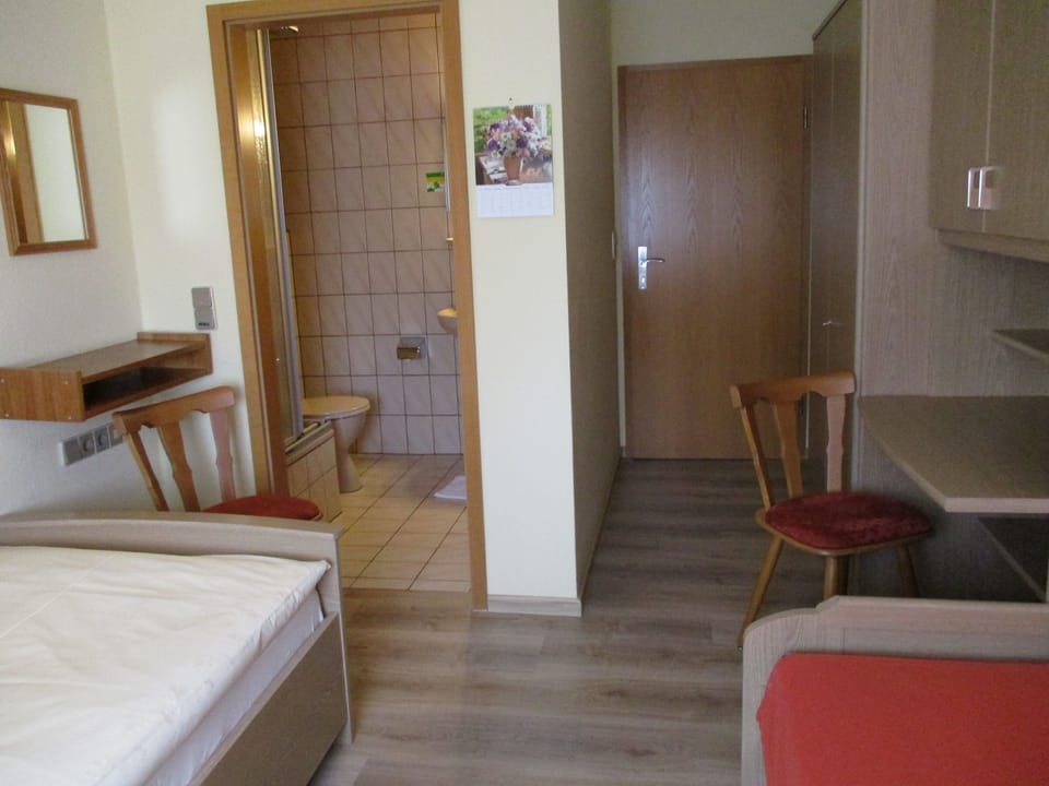 Pension Zum Schwan Bed and Breakfast in Gunzenhausen