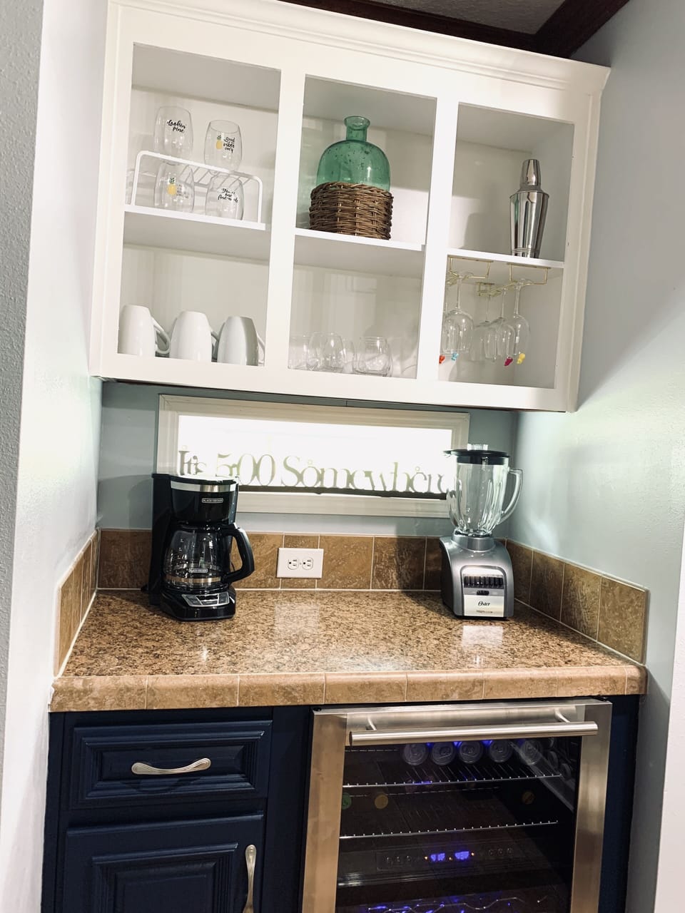 Beverage Bar
