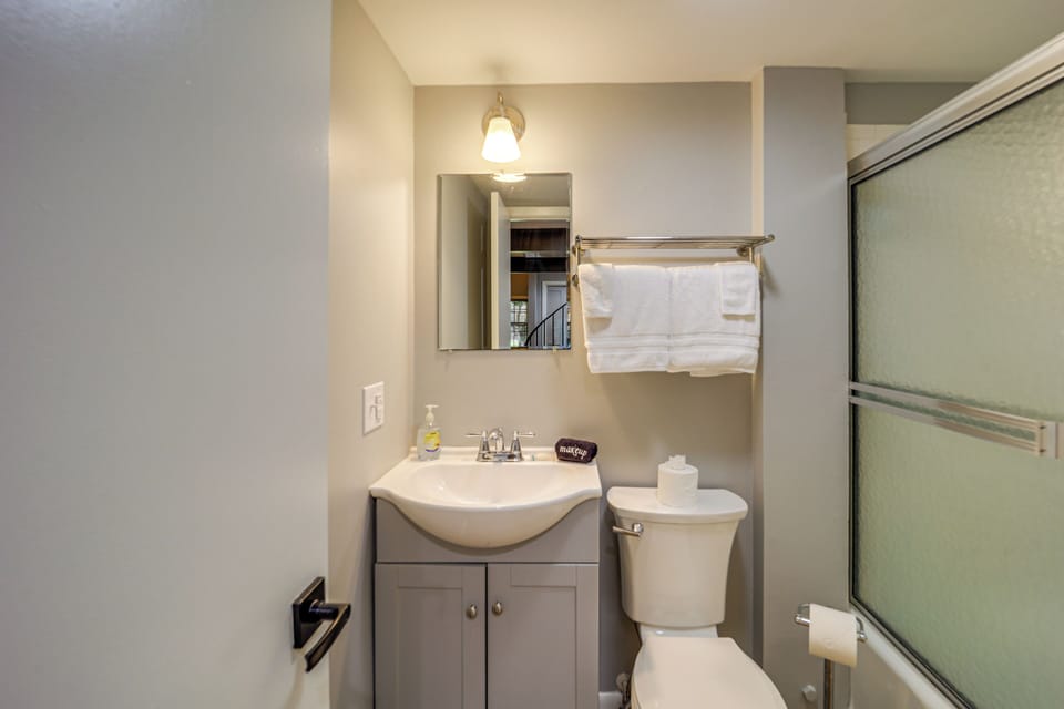 Full Bath | Lower Level
