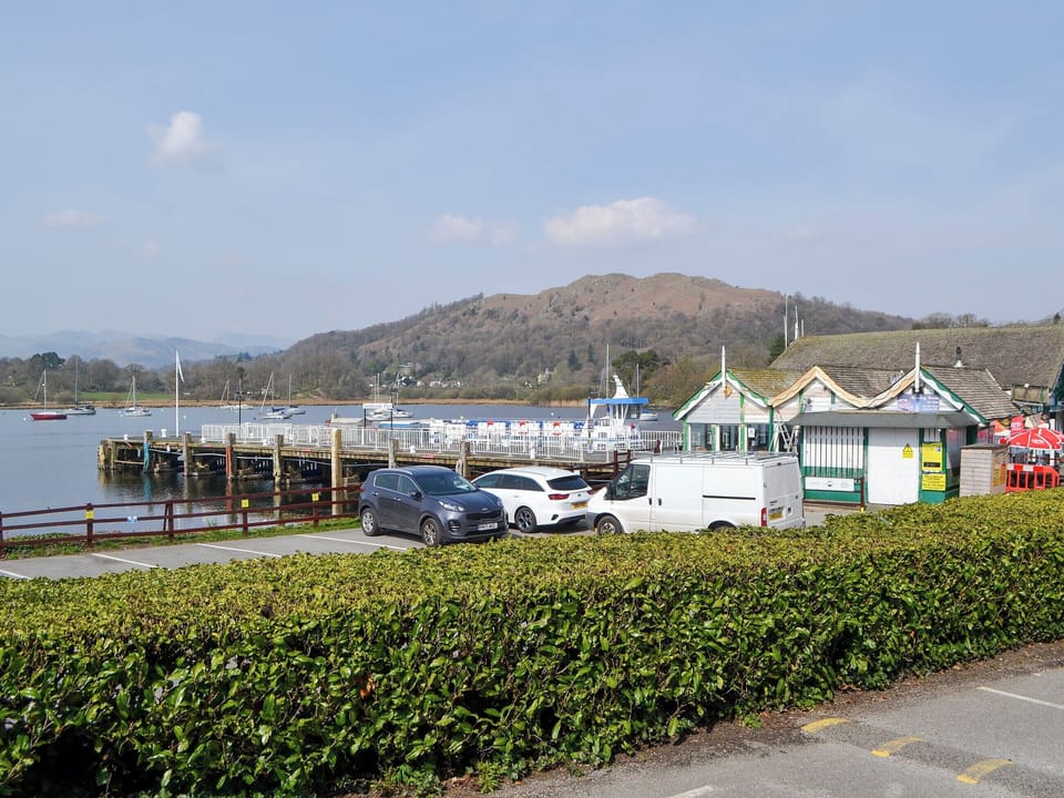 Surrounding area | Kingston, Ambleside