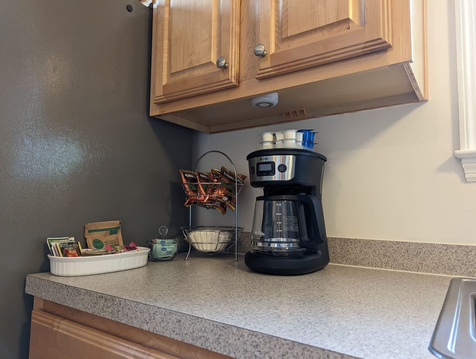 Coffee / tea station.