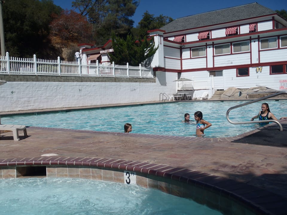 California Hot Springs Resort 