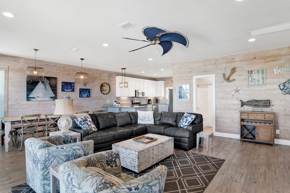 Open-living concept with plenty of seating