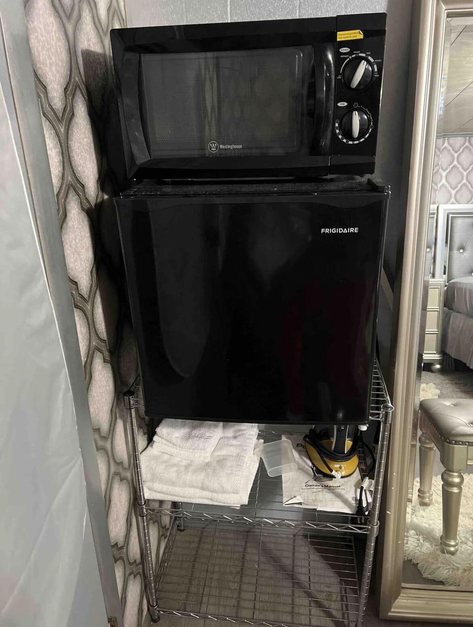 Fridge & Microwave