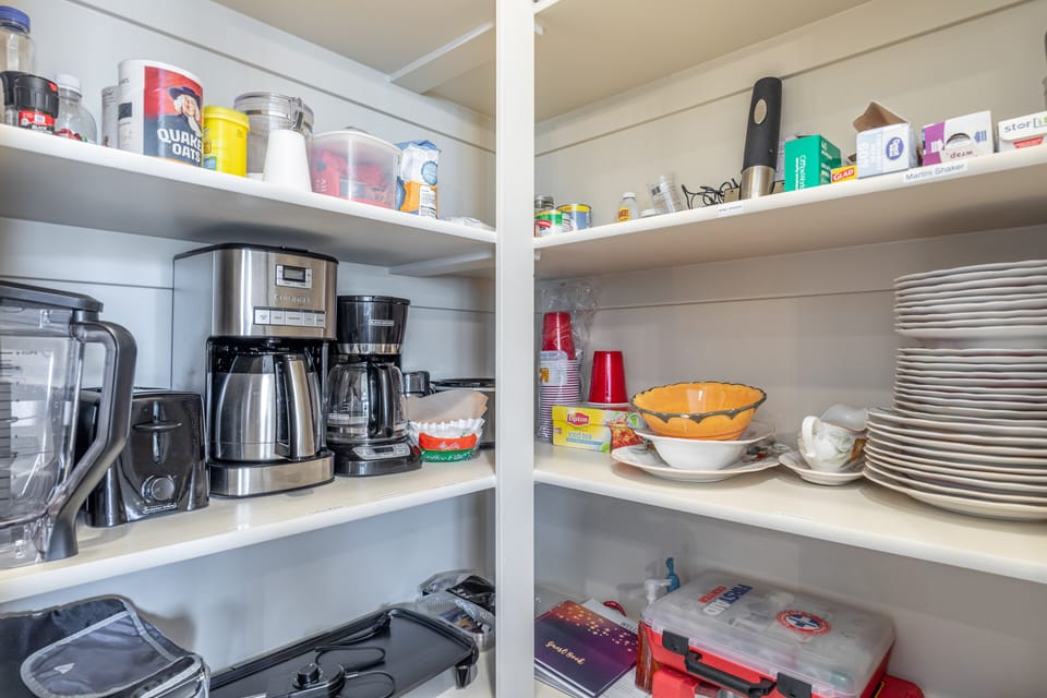 Pantry - This panty shows all the appliances available during your stay.