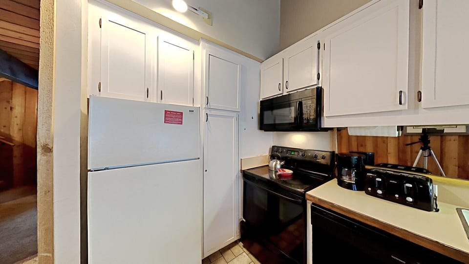 Fully-Equipped Kitchen for Meals Off the Mountain