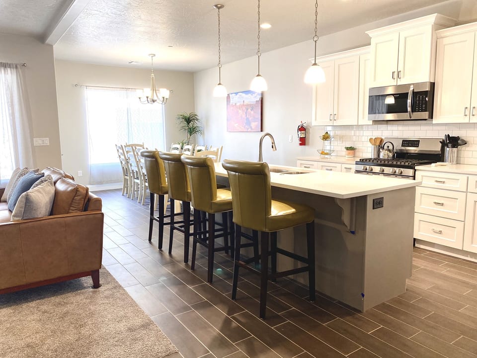 Kitchen with island