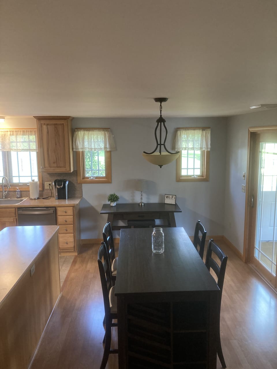 Dining area with pub height table for
4