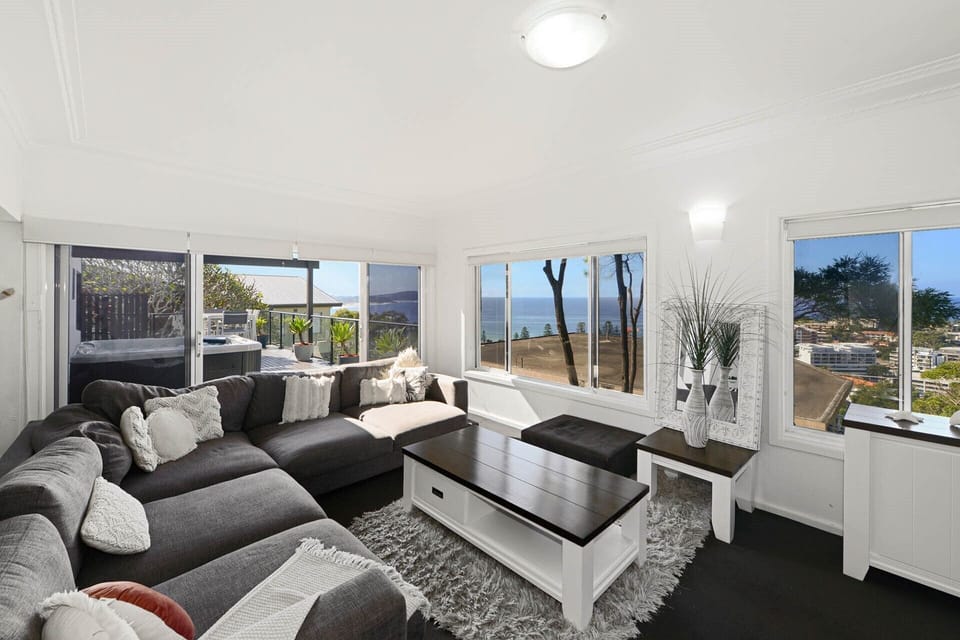 Lounge Room 2