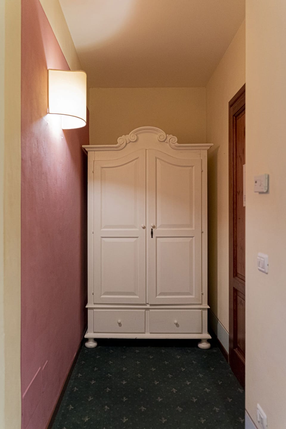 Deluxe Double Room (21) | Minibar, in-room safe, free WiFi, bed sheets