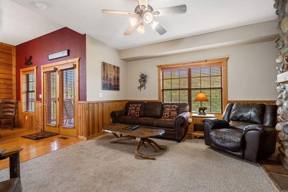 Living Area with Seasonal Fireplae, Cable TV, Sleeper Sofa