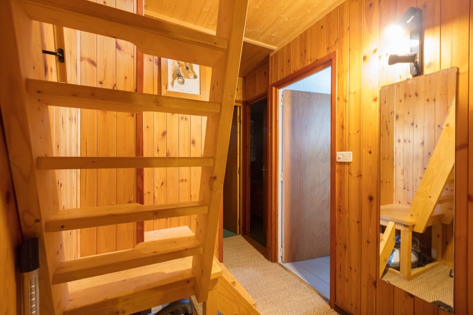 Stairs to dorm room - not recommended for really young children