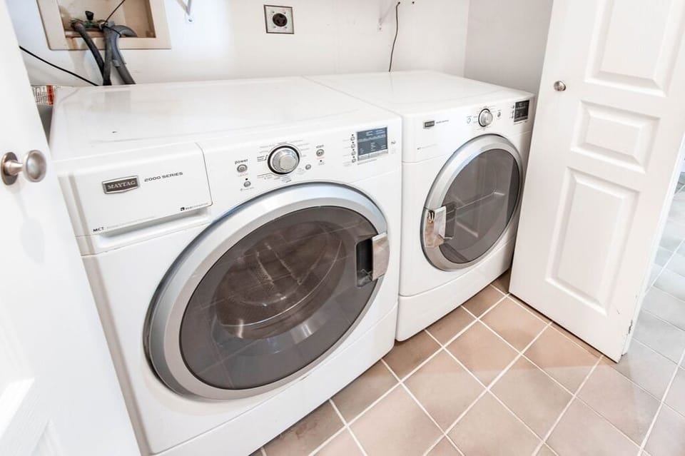 1st floor laundry