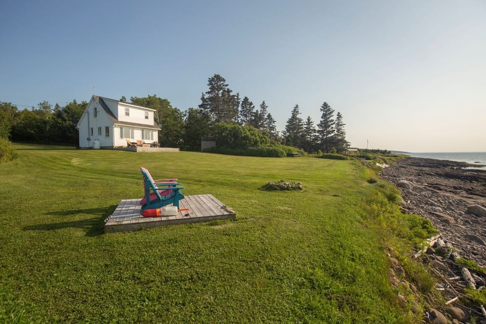 Oceanfront cottage with beautiful western exposure to enjoy the sunsets