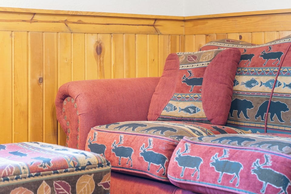 Lodge Decor