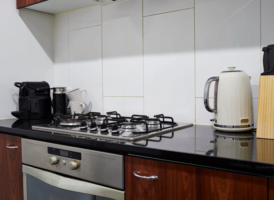 -Kitchen with gas cooktop