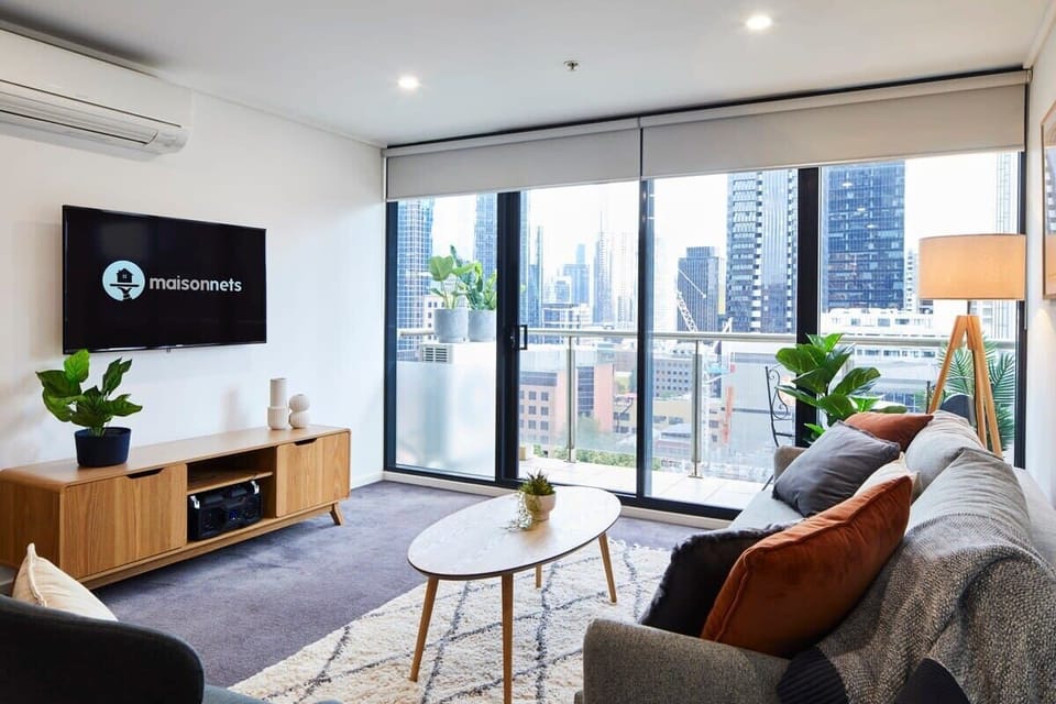 -Main Lounge Area