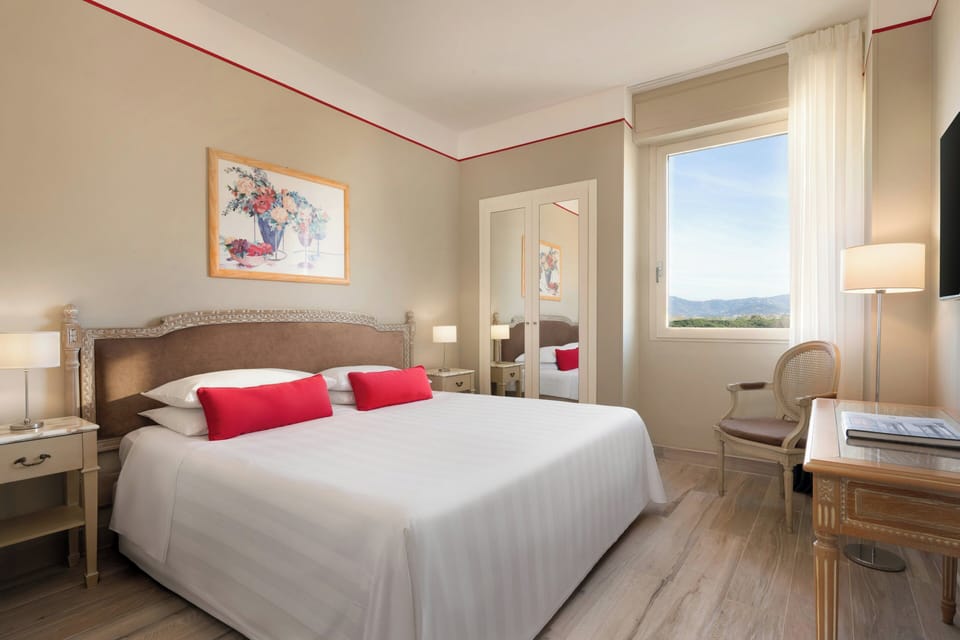 Family Suite | Frette Italian sheets, premium bedding, down comforters, pillowtop beds