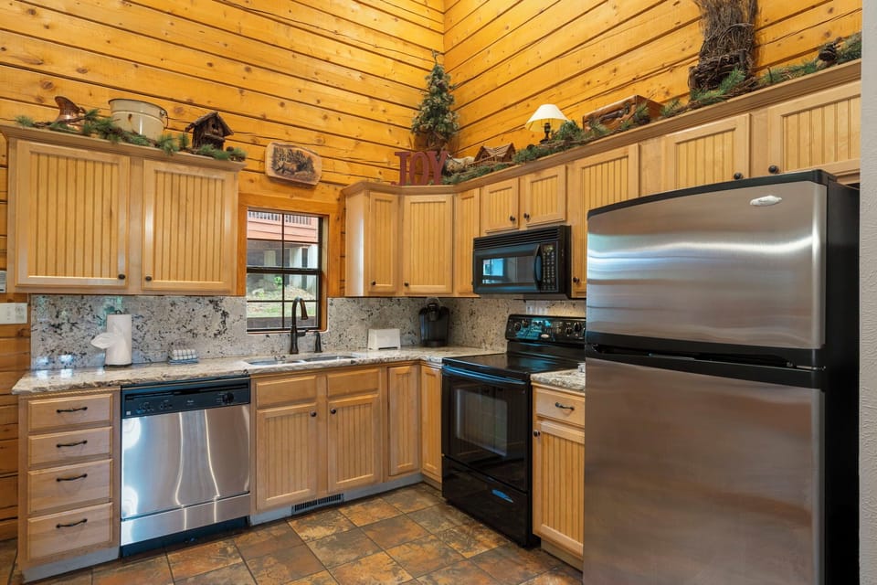 Full Kitchen