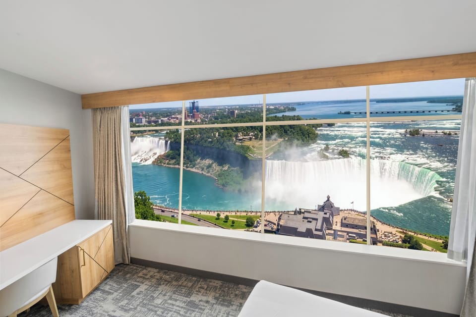 Desk, laptop workspace, free WiFi, bed sheets