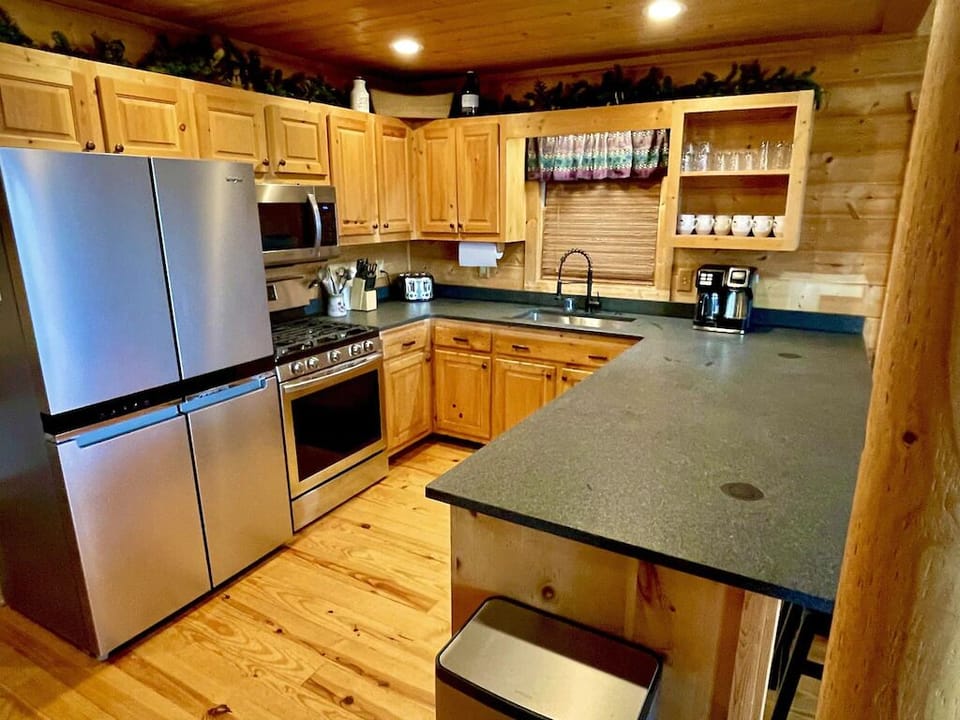 Everything you need to make a great meal during your stay.
