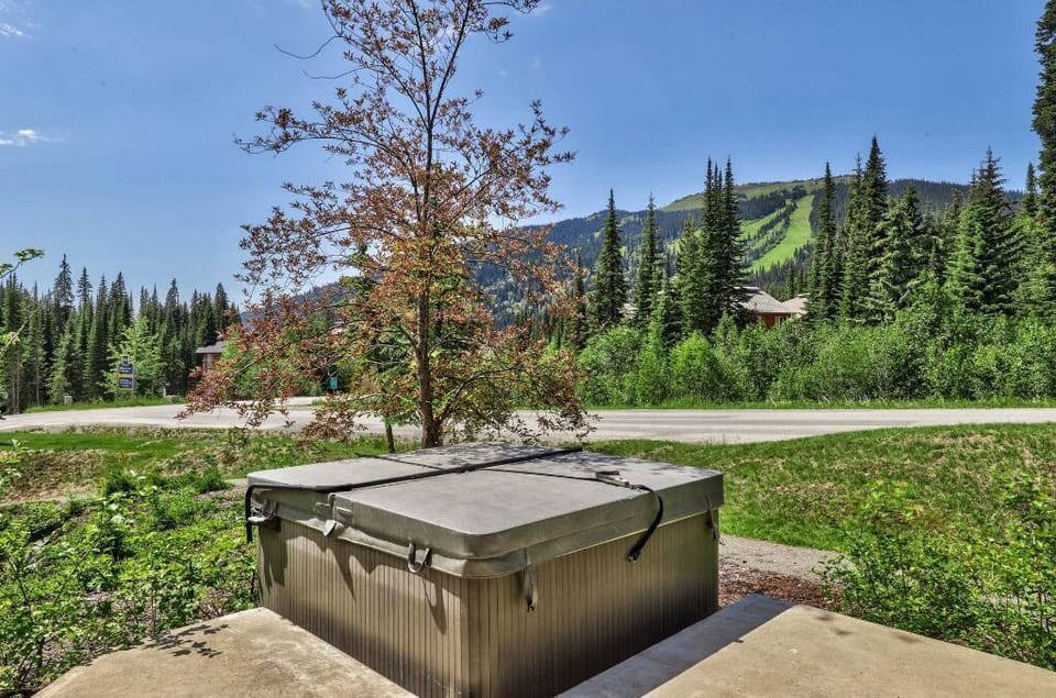Perfect end of day views from this private 8 person hot tub 