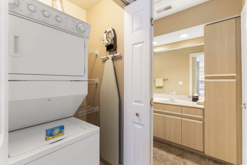 In-unit Washer/Dryer