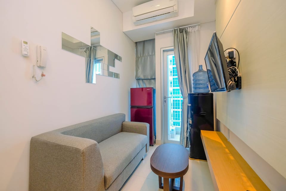 Room | Living room | TV