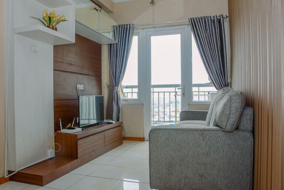 Room | Living room | TV
