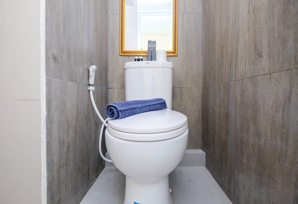 Room | Bathroom | Shower, towels