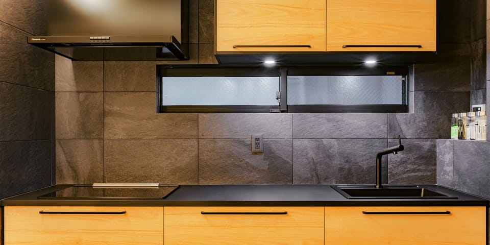 Whole House Rental No Smoking | Private kitchen | Full-size fridge, microwave, coffee/tea maker, electric kettle