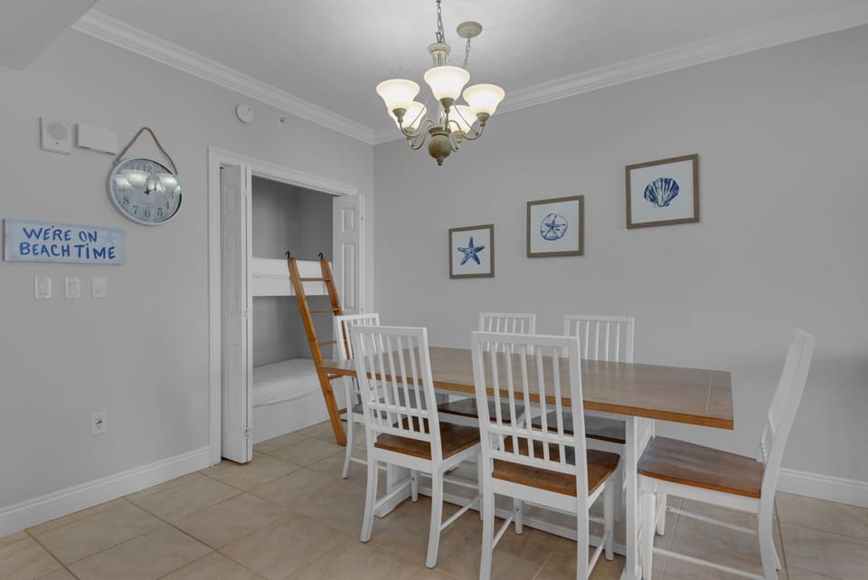 Condo, Multiple Beds, Pool Access | Dining