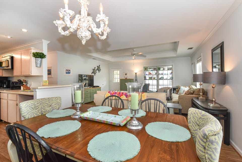 Dining/Living Area