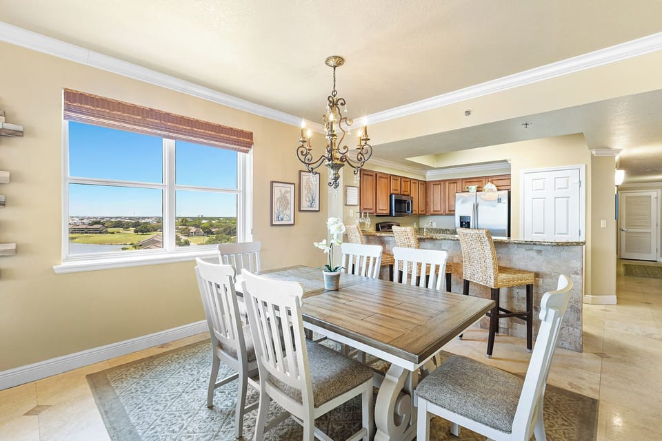 Ariel Dunes I 910 Dining Alt
