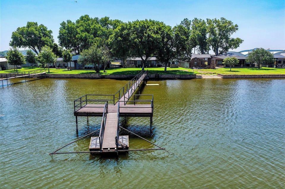 Lake Access