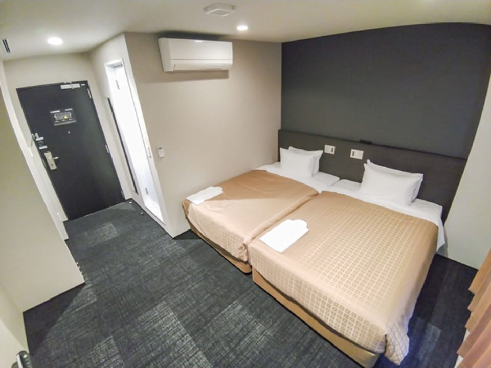 Individually decorated, desk, free WiFi, bed sheets