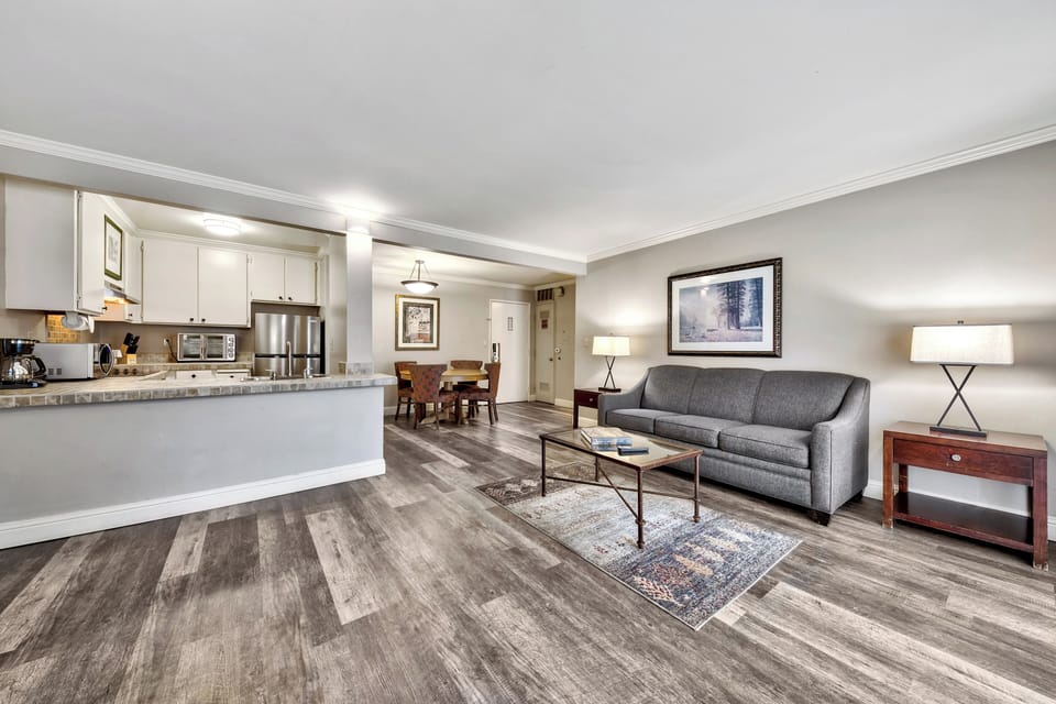 Deluxe Suite, 1 Bedroom (ADA) | Living area | 60-inch flat-screen TV with cable channels, TV