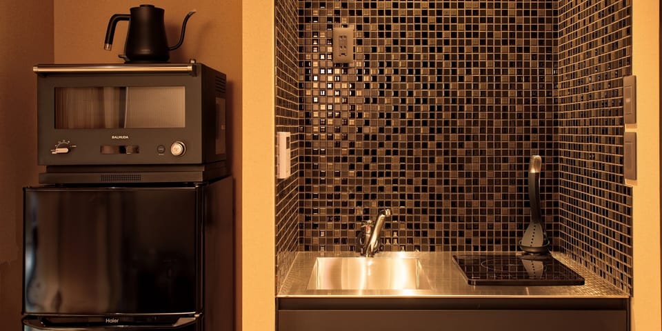 Private Vacation Home, Non Smoking | Private kitchenette | Full-size fridge, microwave, stovetop, electric kettle