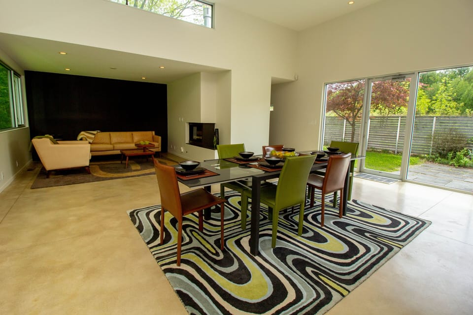 Main Level | Dining Room