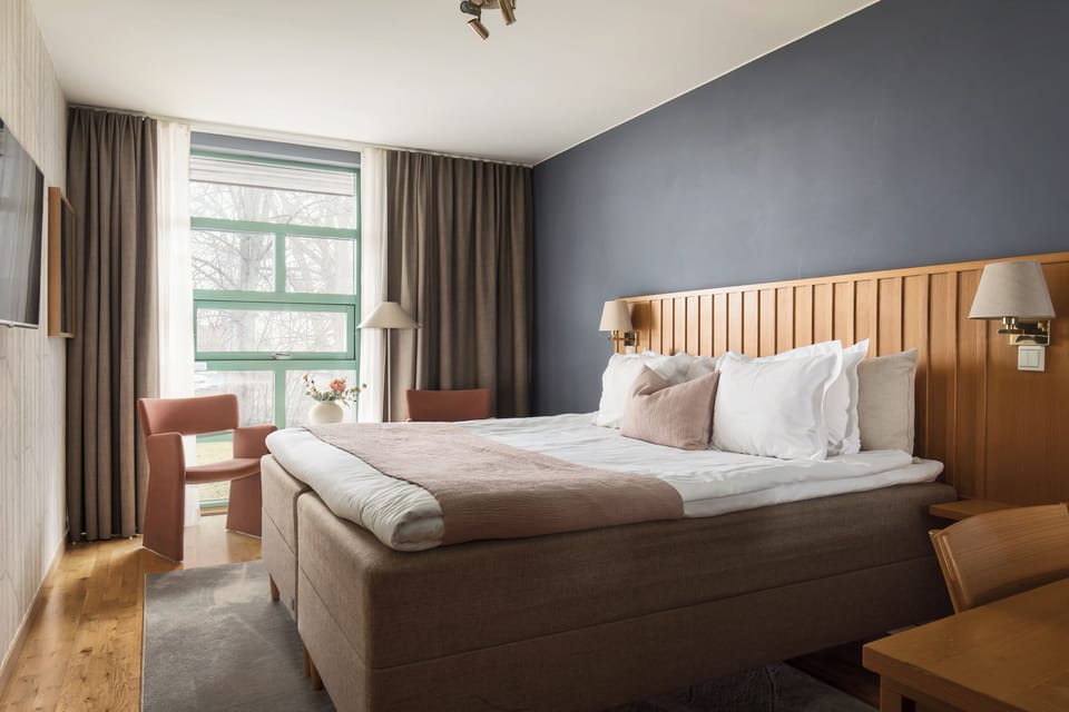 Standard Double | Premium bedding, minibar, individually decorated, individually furnished